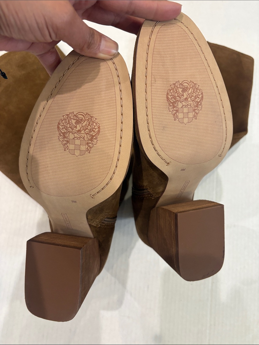 NWOT VINCE CAMUTO Leather Leila Heeled Boots Size 9 - Picture 13 of 17